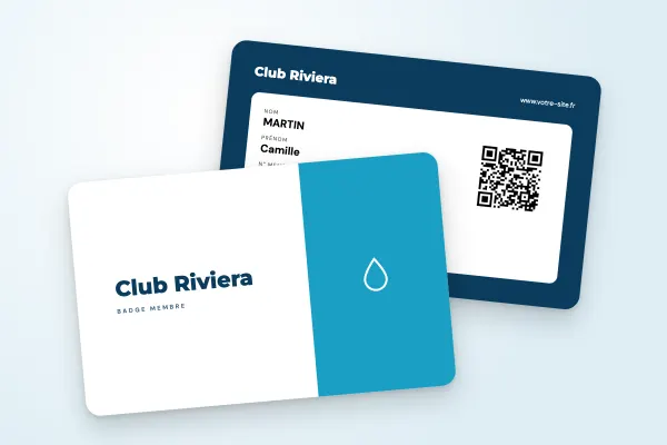 Design « Club Riviera » pour badge à commander en ligne (clubs de sport et associations, deux tons, bleu lagon)