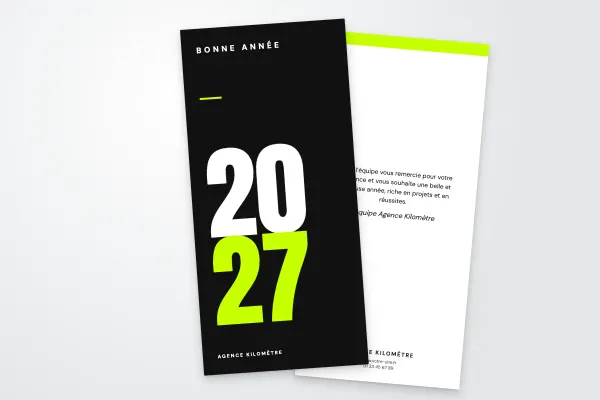 Design « Agence Kilomètre » pour carte de vœux à commander en ligne (moderne et typographique, chiffres empilés, vertical · dl (10 × 21 cm))