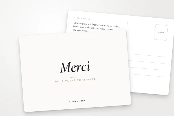 Design « Atelier Nord » pour carte postale à commander en ligne (boutiques et e-commerce, grand blanc, filet et italique · a6 (10 × 15 cm))